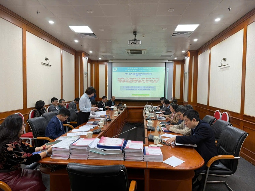 Nghiệm thu đề tài ứng phó lũ lớn, vỡ đập lưu vực sông Vu Gia – Thu Bồn