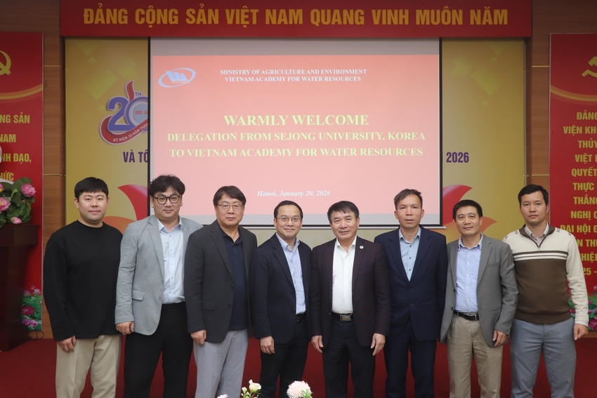Viện Khoa học Thủy lợi Việt Nam làm việc với Đoàn công tác của Đại học Sejong (Hàn Quốc)