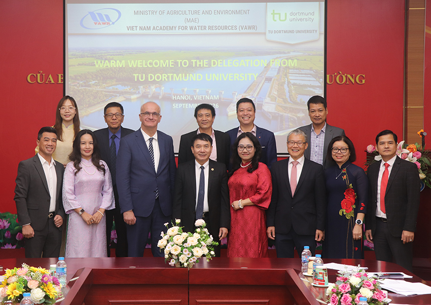 Viện Khoa học Thủy lợi Việt Nam và Đại học TU Dortmund (CHLB Đức) thúc đẩy hợp tác đào tạo và nghiên cứu khoa học