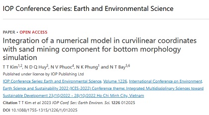 Integration of a numerical model in curvilinear coordinates with sand mining component for bottom morphology simulation